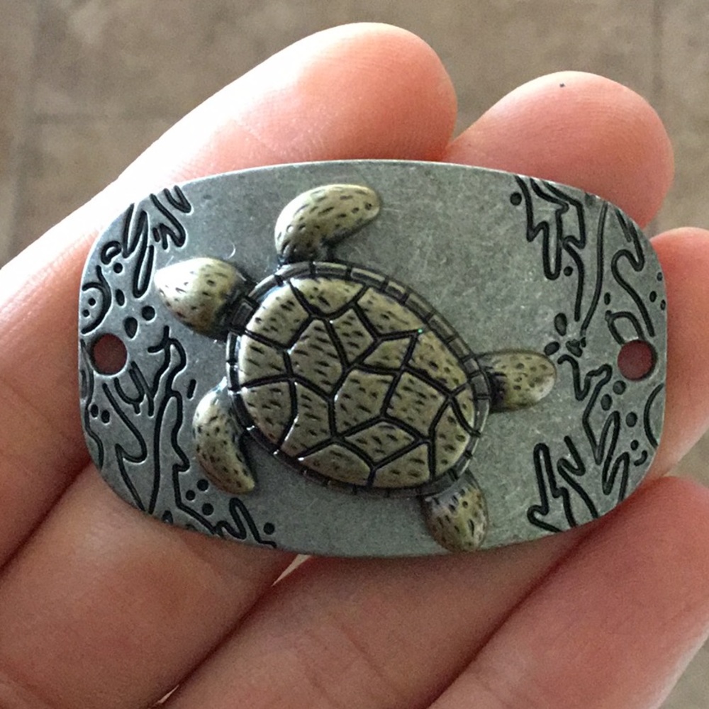 Sea turtle bracelet 🐢💙 - Picture 4 of 5